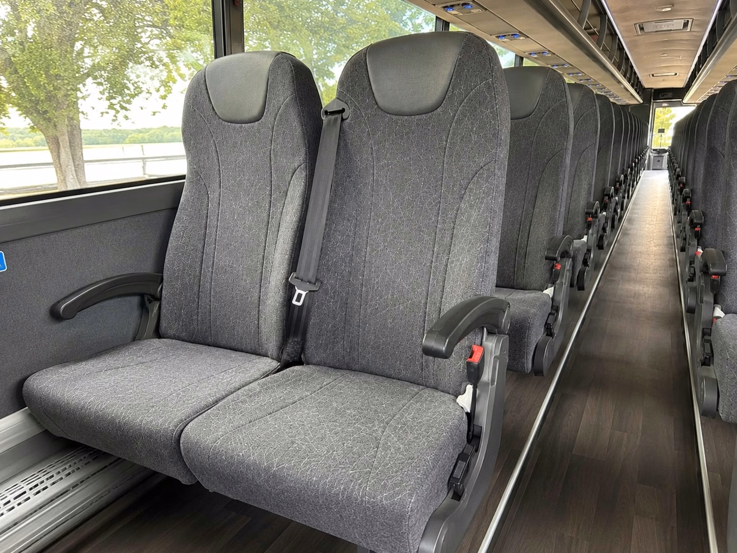 alabaster book your alabaster bus rental online in minutes