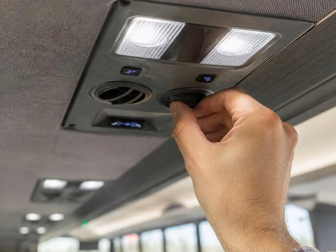 alabaster charter bus climate control
